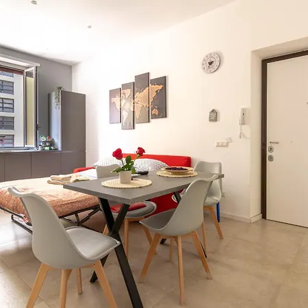 Domus Eroi 아파트 *