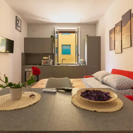 Domus Eroi Apartment *